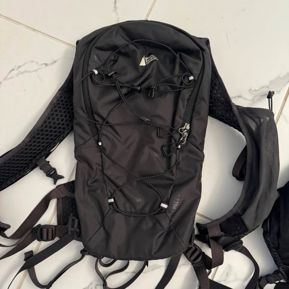 MEC Pace 6 Hydration Pack